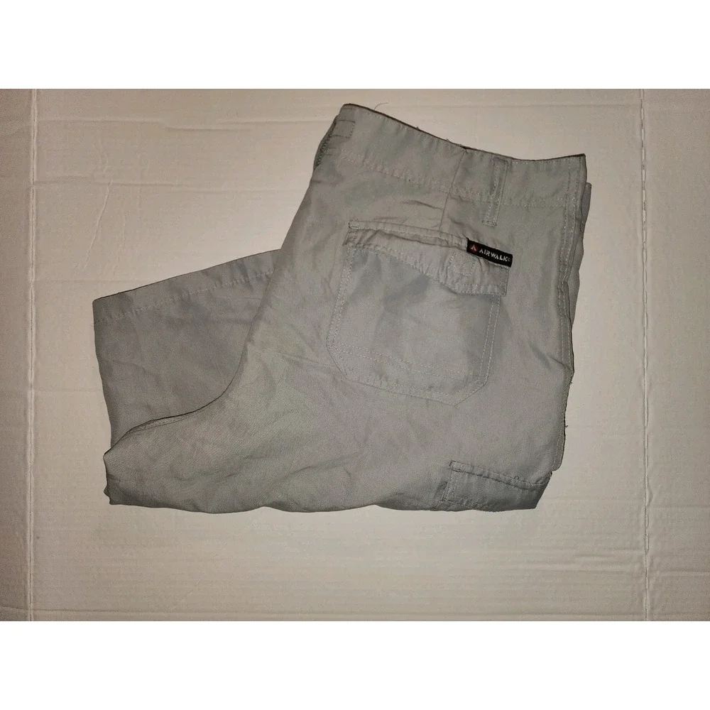 Airwalk Men Multi Pocket Cargo Shorts 36 Waist  gray lightweight